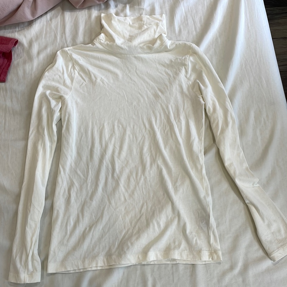 Off White Turtleneck Undershirt